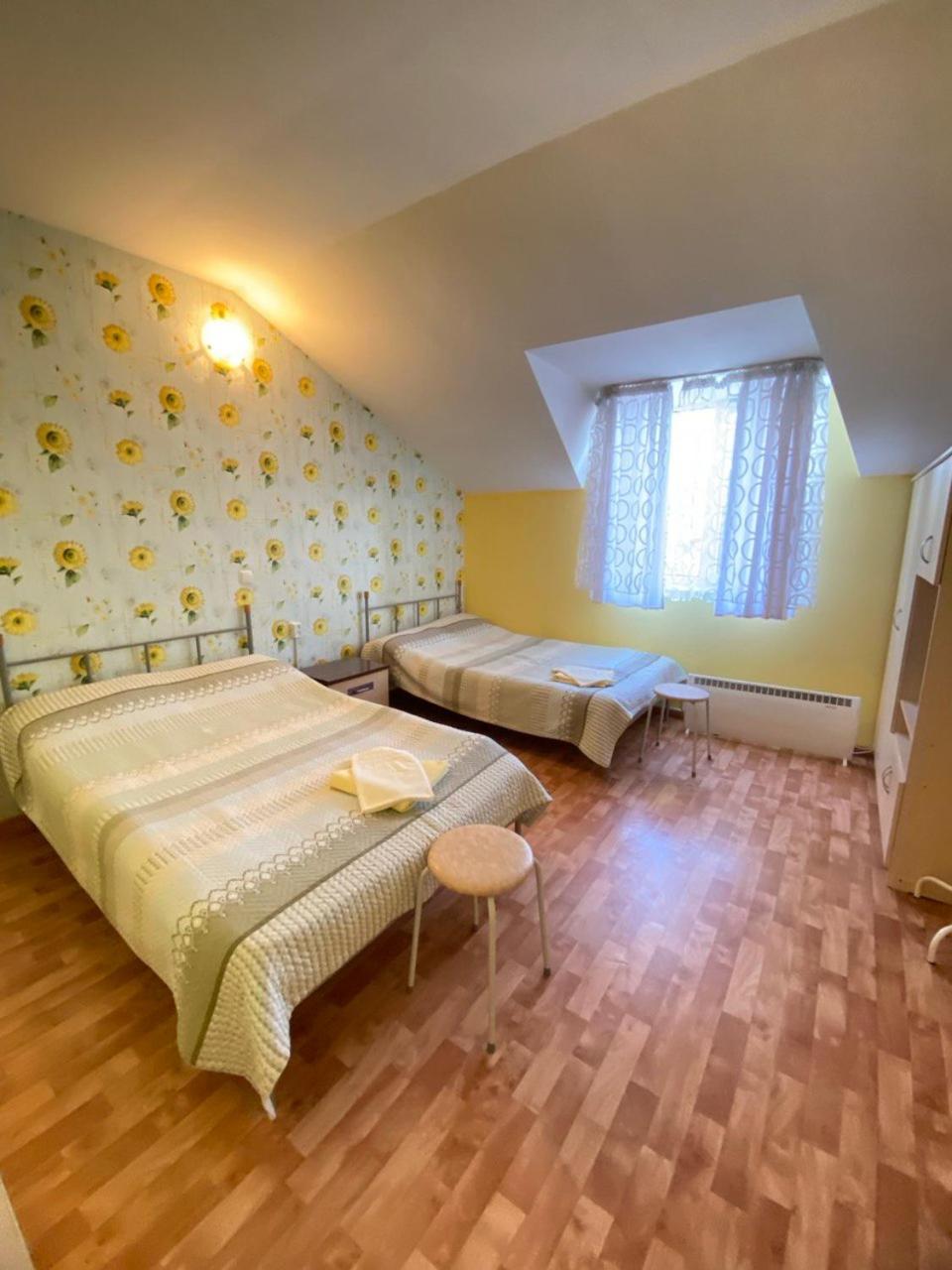 Osobyi Guest House Cholpon-Ata Luaran gambar