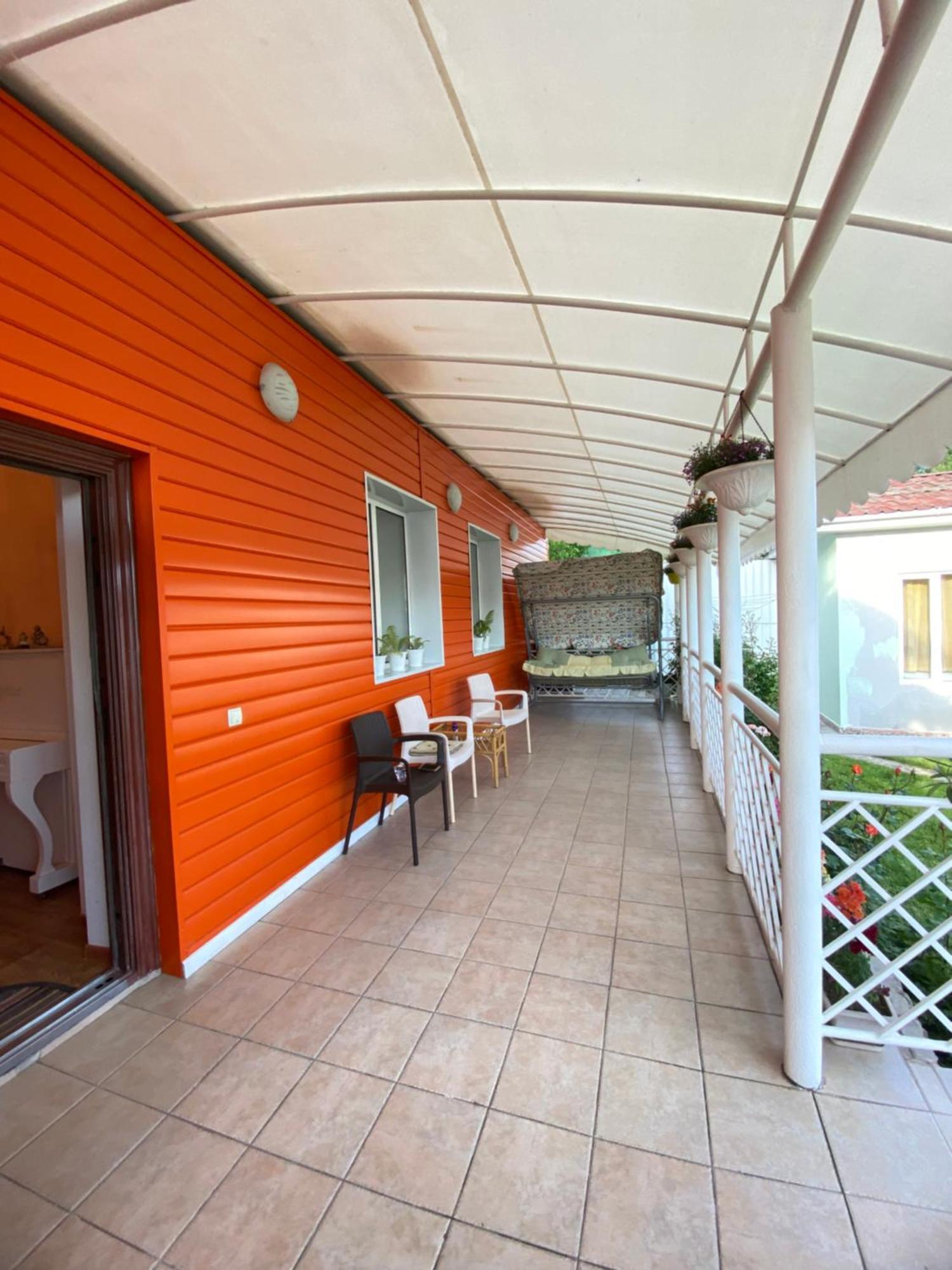 Osobyi Guest House Cholpon-Ata Luaran gambar