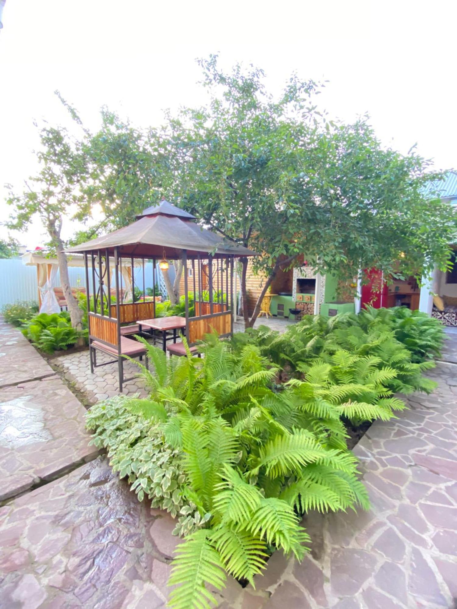 Osobyi Guest House Cholpon-Ata Luaran gambar
