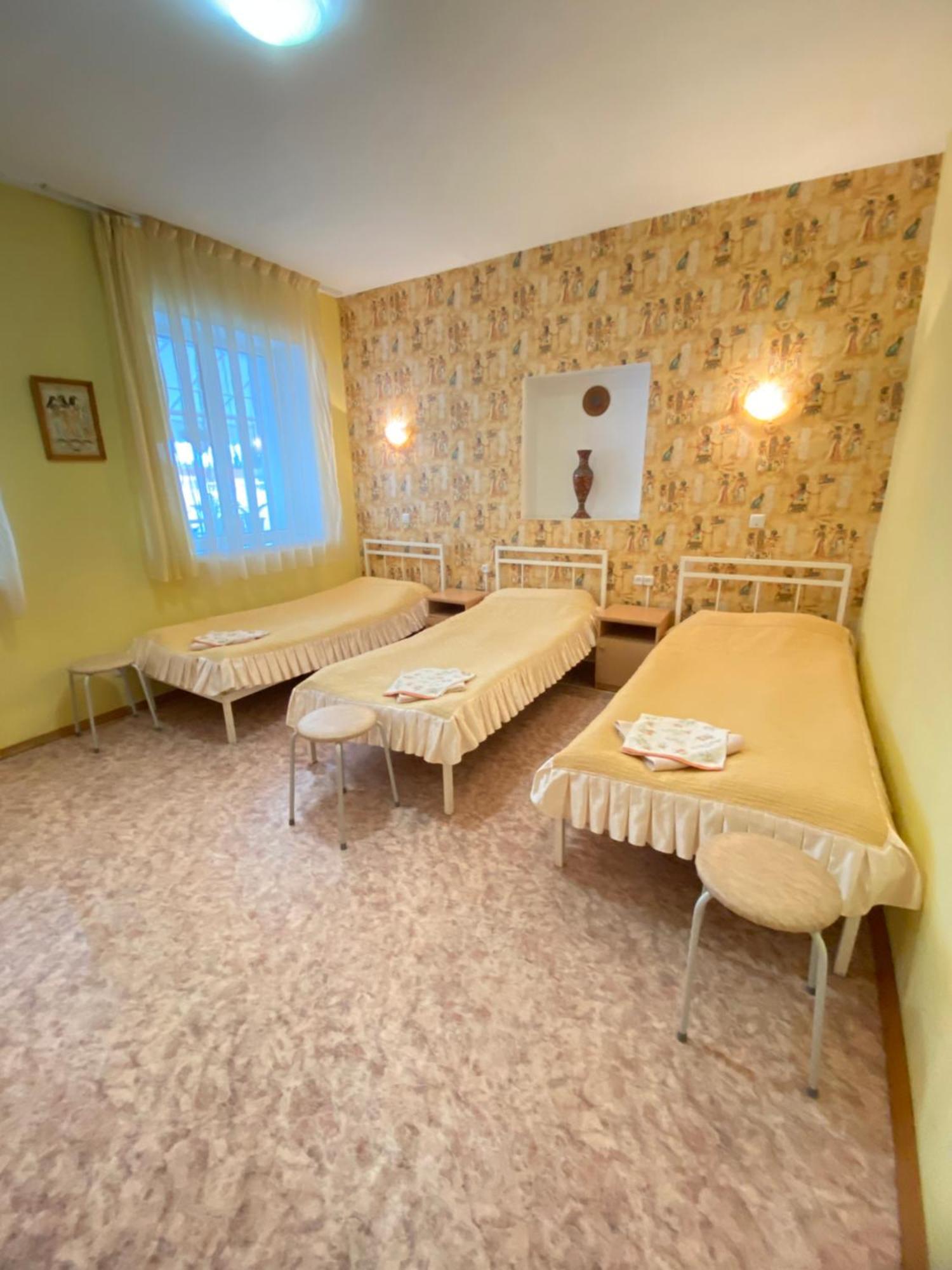 Osobyi Guest House Cholpon-Ata Luaran gambar