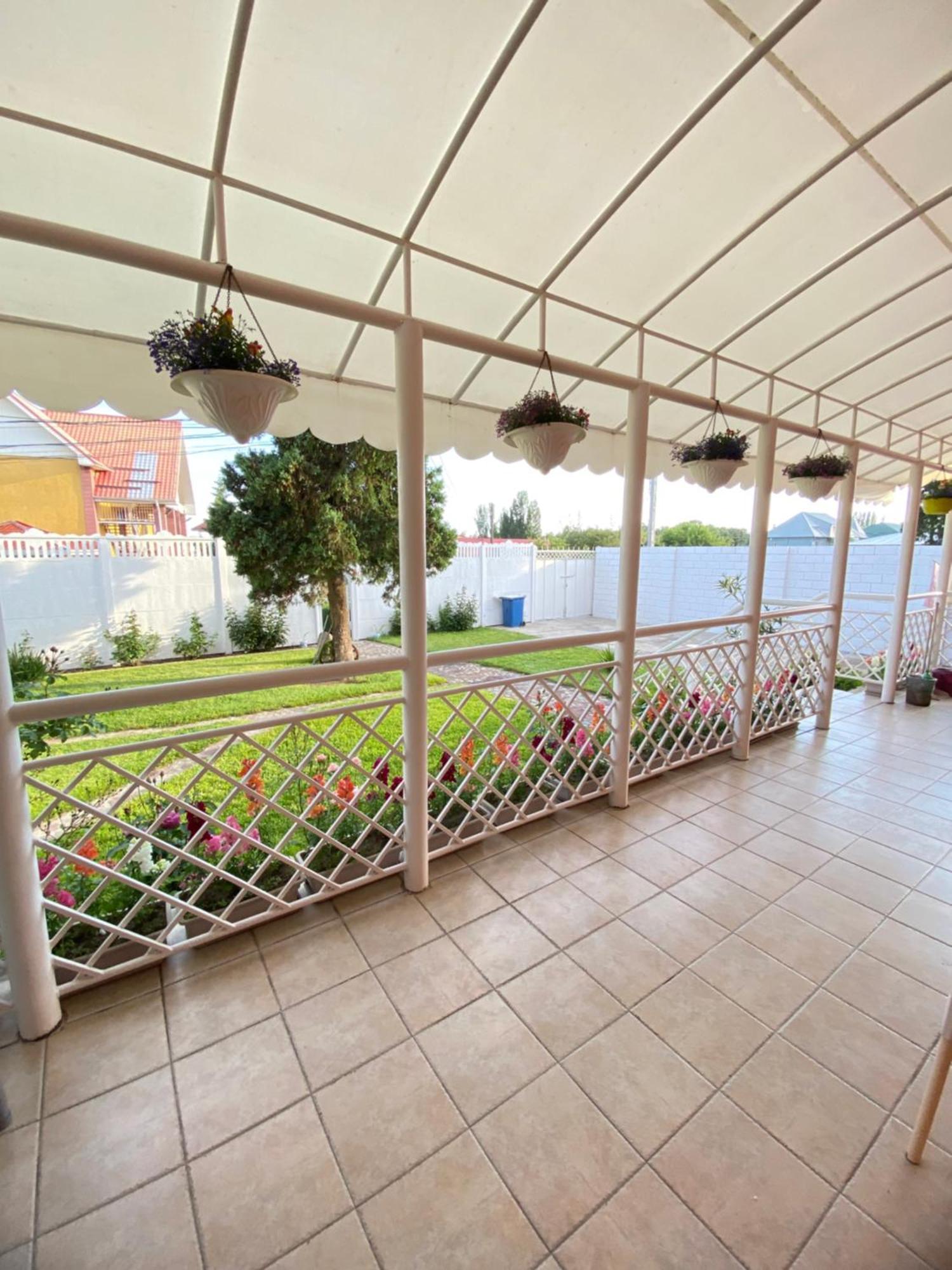 Osobyi Guest House Cholpon-Ata Luaran gambar