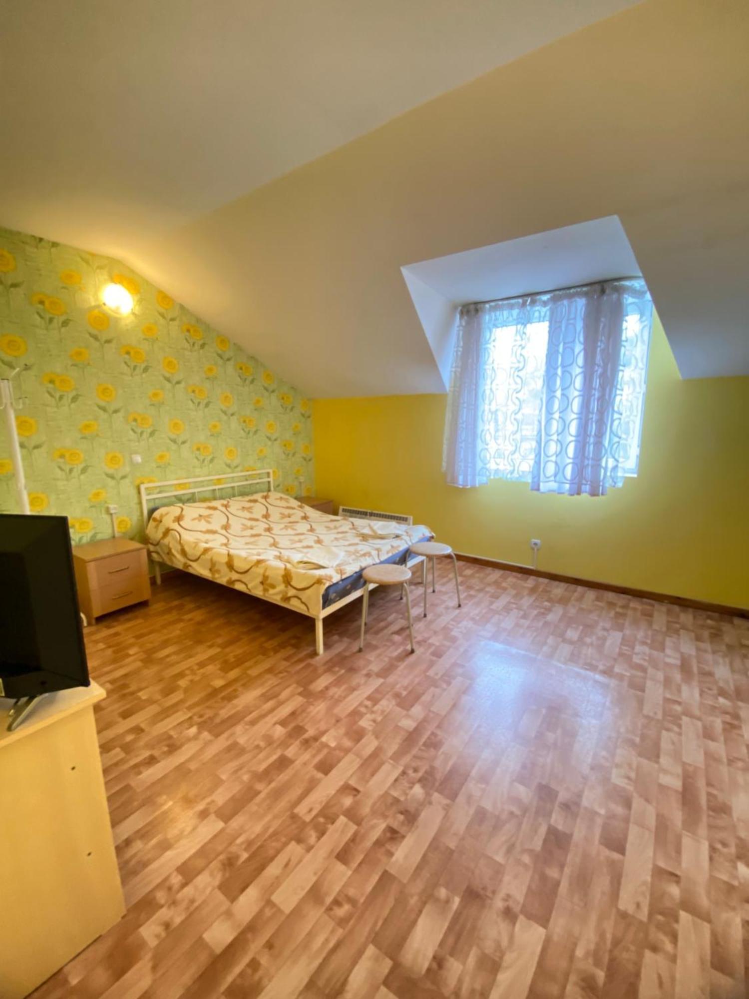 Osobyi Guest House Cholpon-Ata Luaran gambar