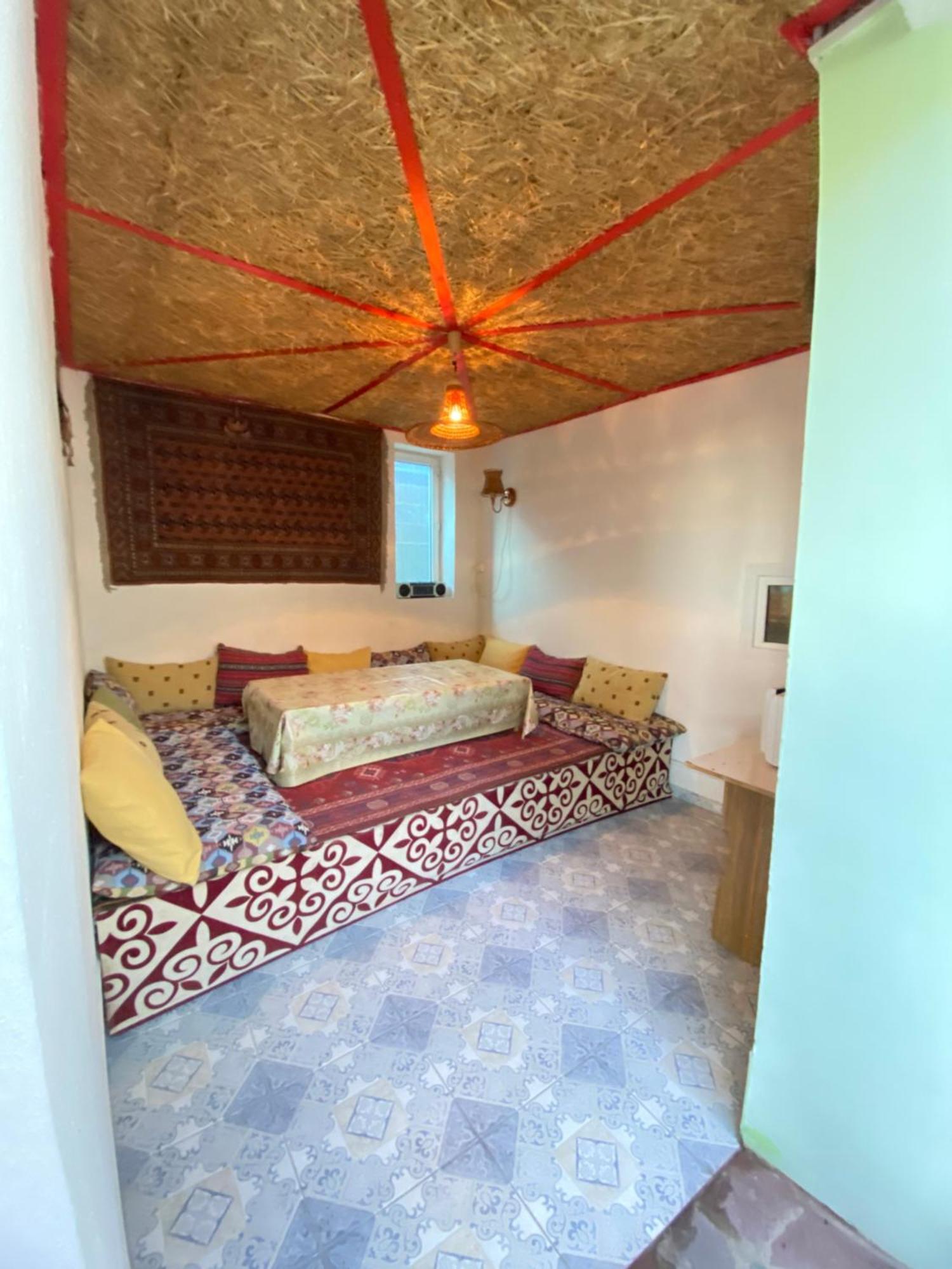 Osobyi Guest House Cholpon-Ata Luaran gambar